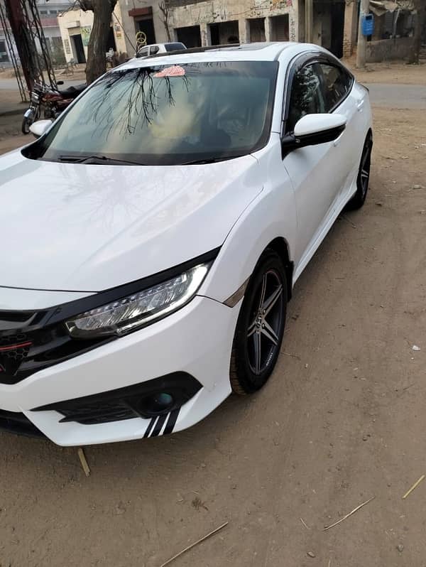 Honda Civic Oriel 2017 9