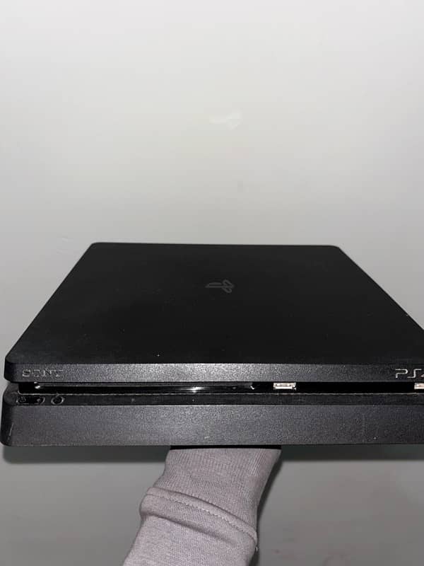 PS4-Playstation 4 Slim With box 0