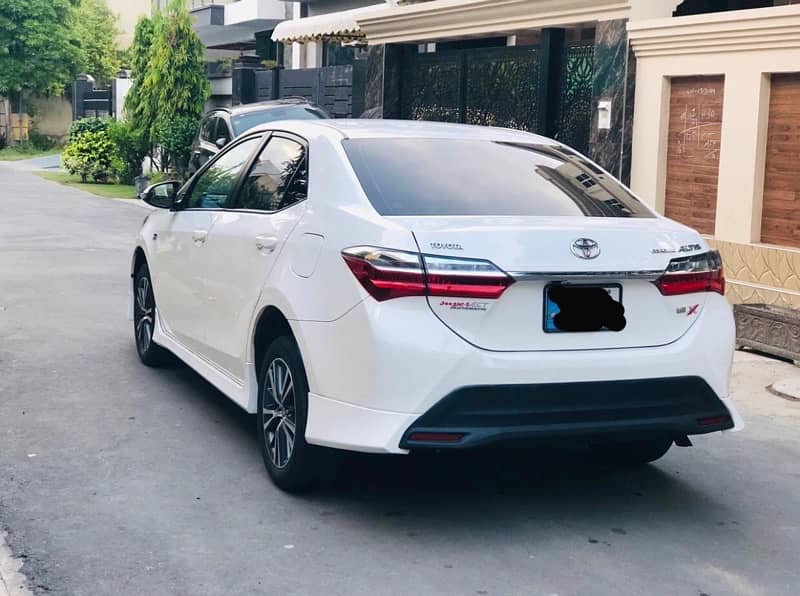 Toyota Corolla Altis 2022 5