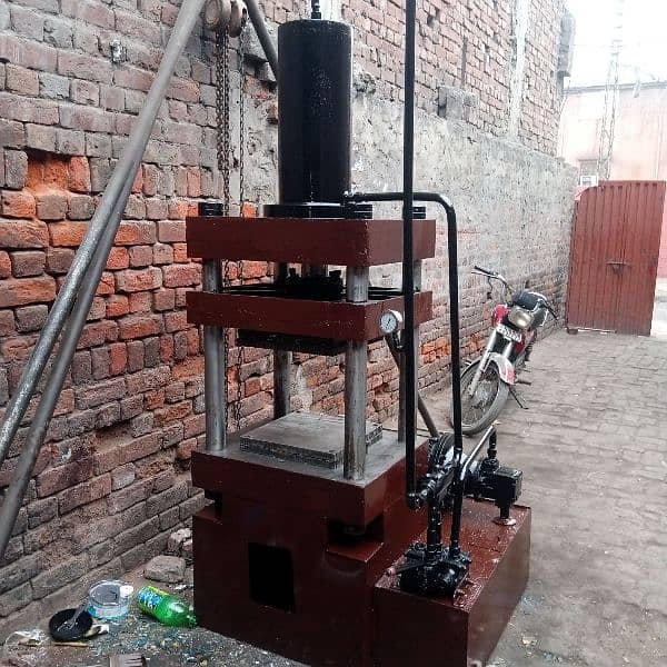 Hydraulic press + Electrical Panel 7