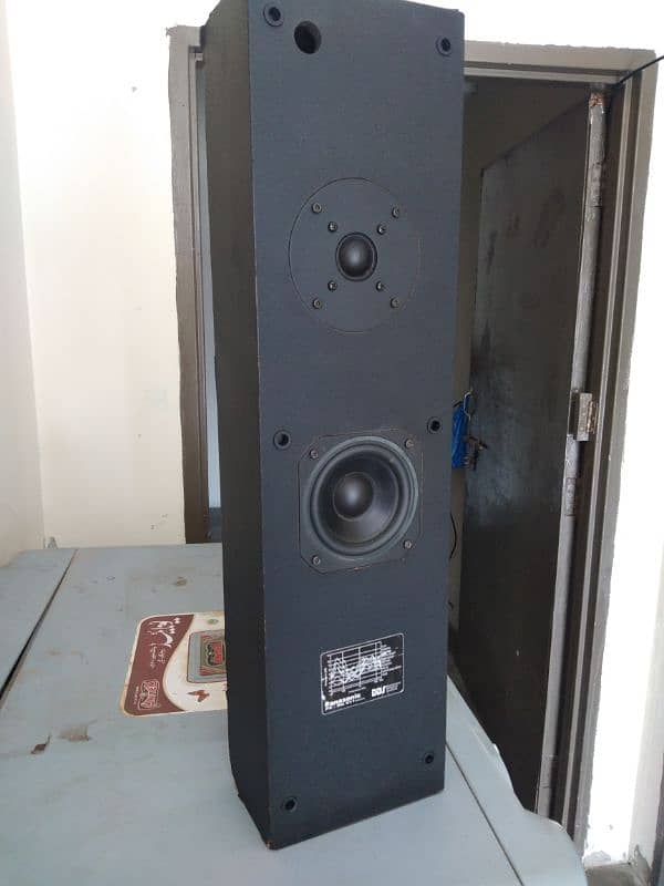 pioneer subwoofer and Panasonic speaker pair total genuin 7