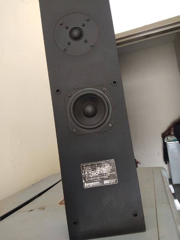 pioneer subwoofer and Panasonic speaker pair total genuin 11