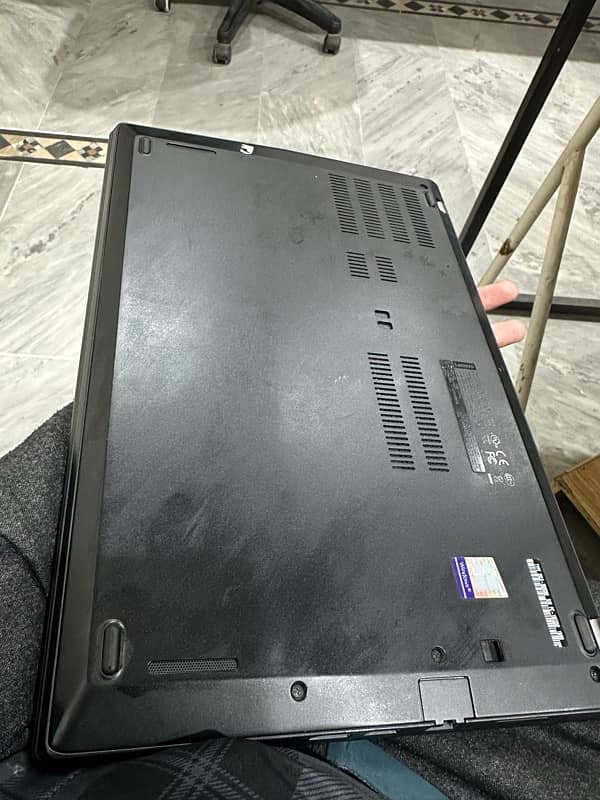 Lenovo T480s • i7 8th • 16GB • 256GB • Org Charger 1