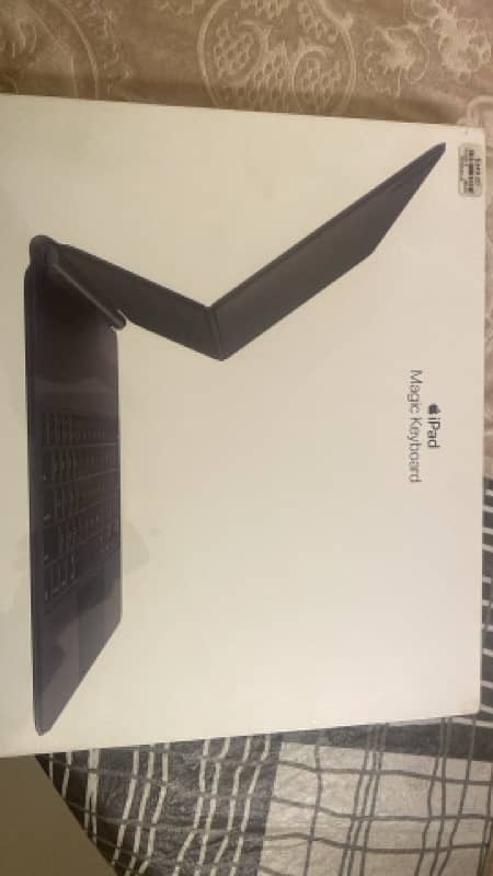 Brand new Apple ipad Magic Keyboard 0