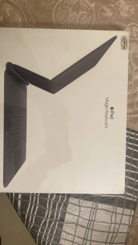 Brand new Apple ipad Magic Keyboard 1