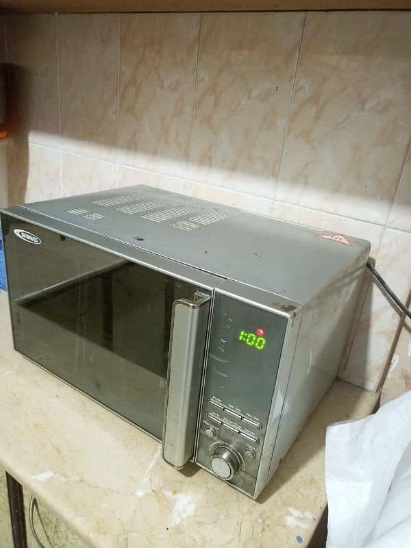 Waves Microwave oven 4