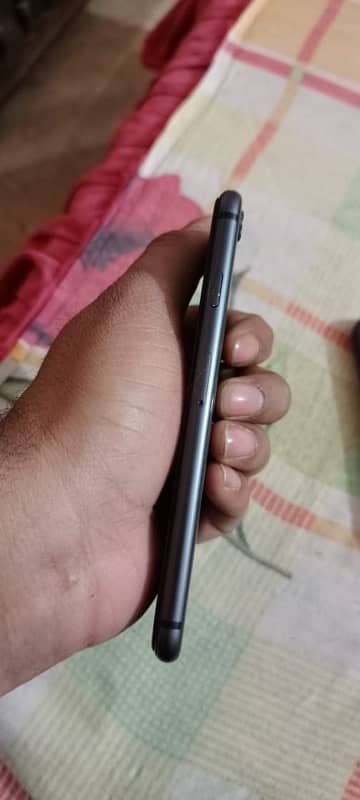 iphone 8 I want to sale/exchange 1