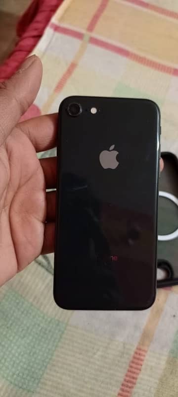 iphone 8 I want to sale/exchange 3