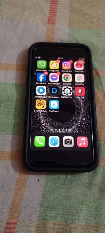 iphone 8 I want to sale/exchange 7