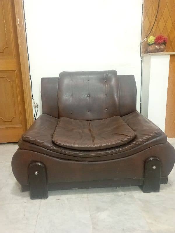 2 leather single sofas 2