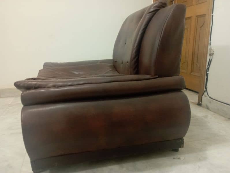 2 leather single sofas 5