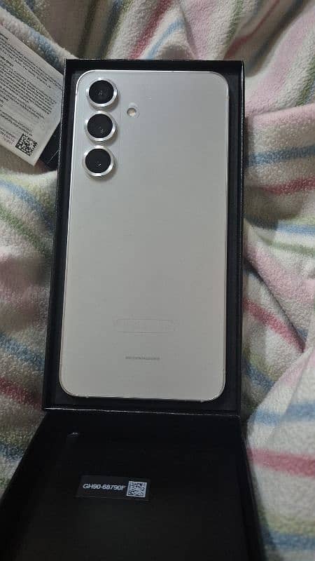 Samsung S24 Non Pta 3