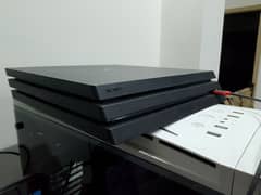 PS4 pro 1tb with 10+ games jailbreak