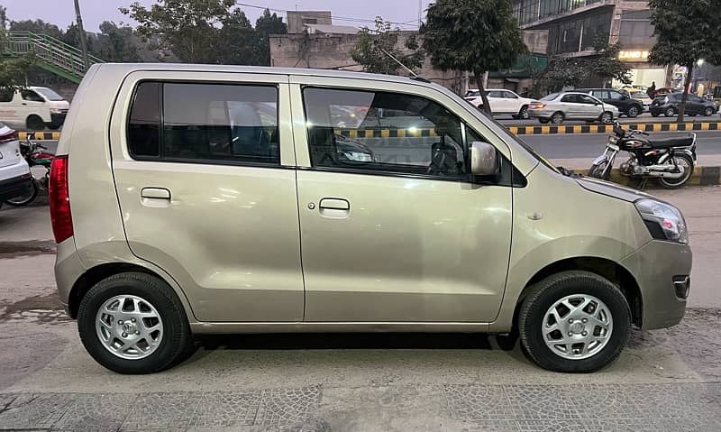 Suzuki Wagon R 2018 7