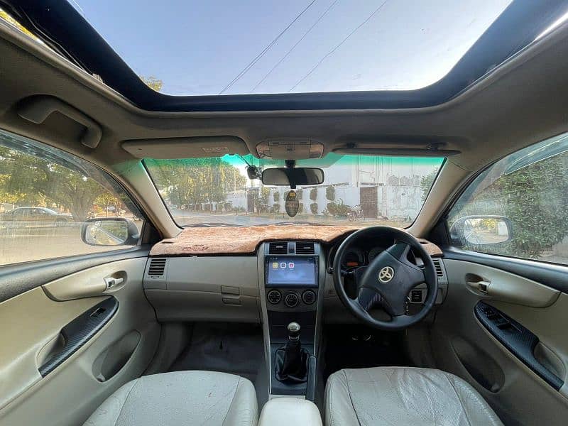 Toyota Corolla Altis (Sunroof 1.6) 2011. 0