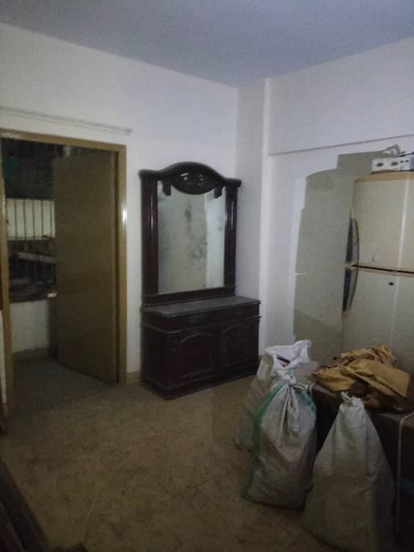 2 BED DD FLAT (PARADISE APARTMENT) FOR SALE IN GULSHAN E IQBAL 13 D 3 4