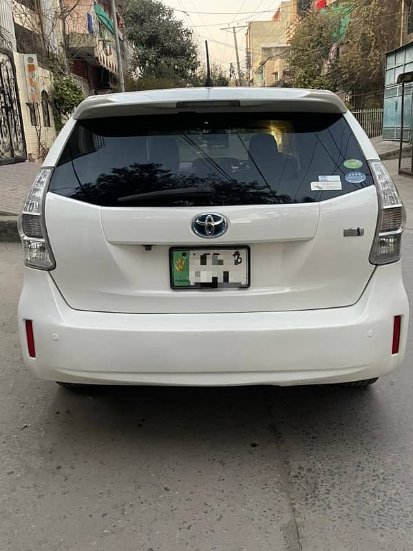 Toyota Alphard Hybrid 2012 Model Excellent Condition 4