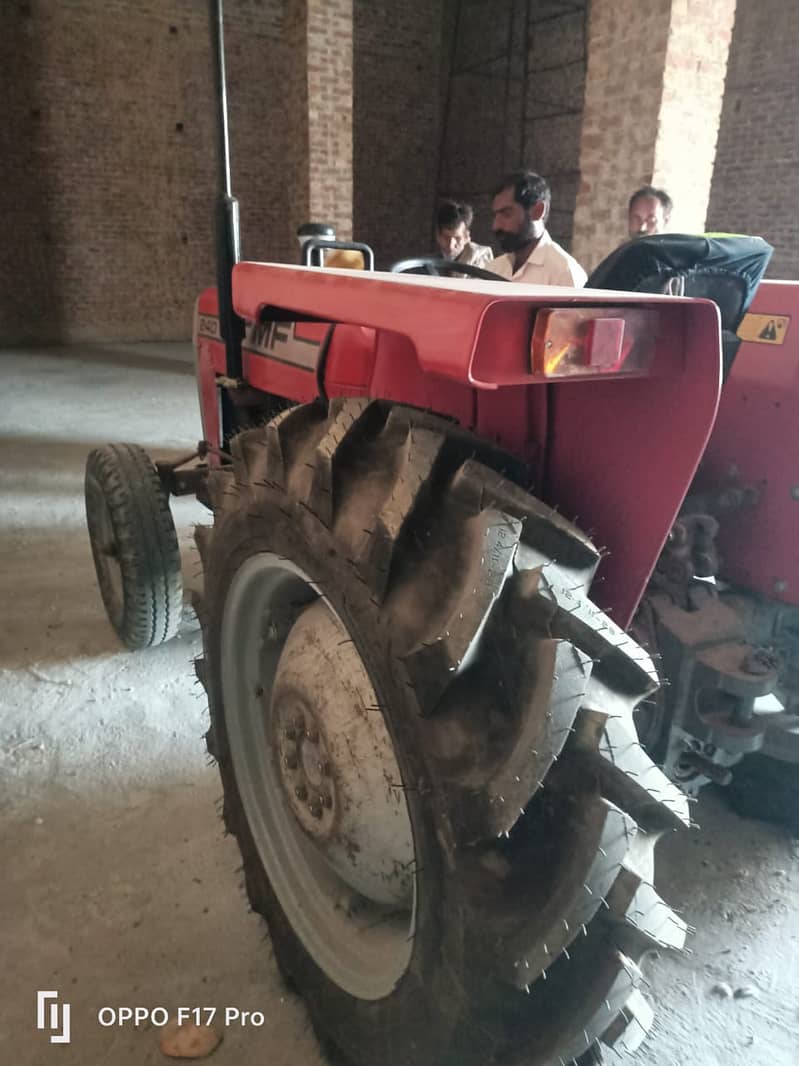 Messy Ferguson 240 tractor 7