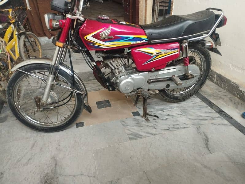 Honda cg125 new condition 7