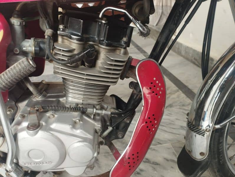 Honda cg125 new condition 8