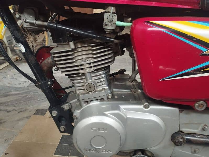 Honda cg125 new condition 12