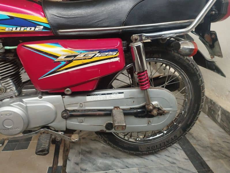 Honda cg125 new condition 13