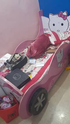 Kids bed for sale