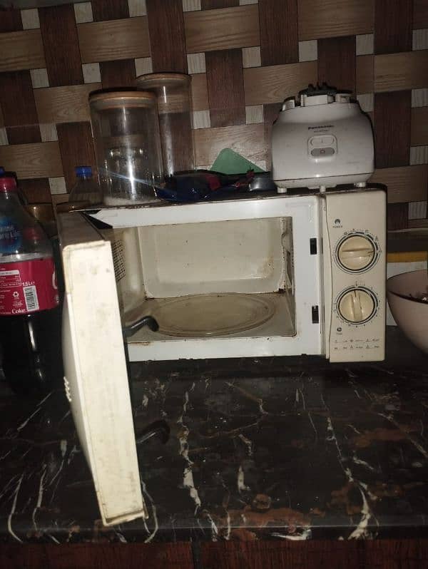 Orient Microwave oven, home used, no faults 1