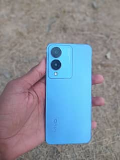 Vivo Y17s 6/128 GB - Full Lush Condition - Original Charger aur Box