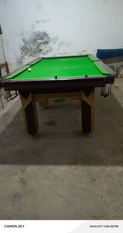 billiard table very good condition 0