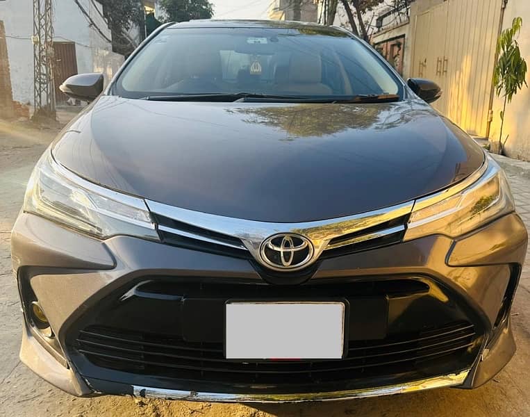 Toyota Altis Grande 2020 1