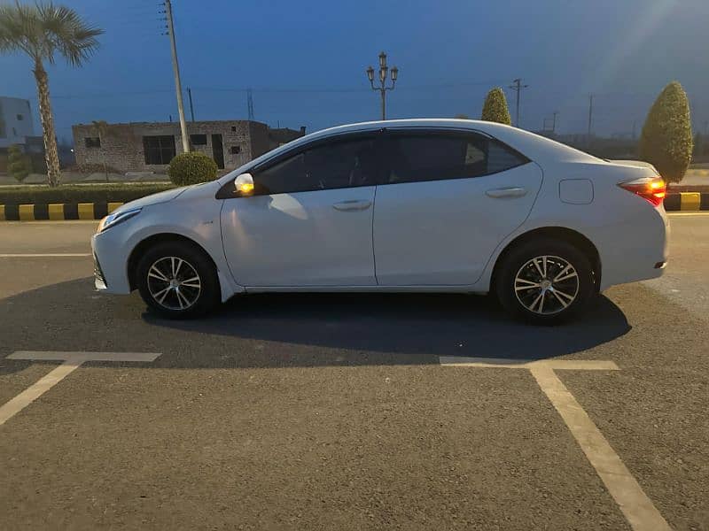 Toyota Corolla GLI 2019 Good Condition 5