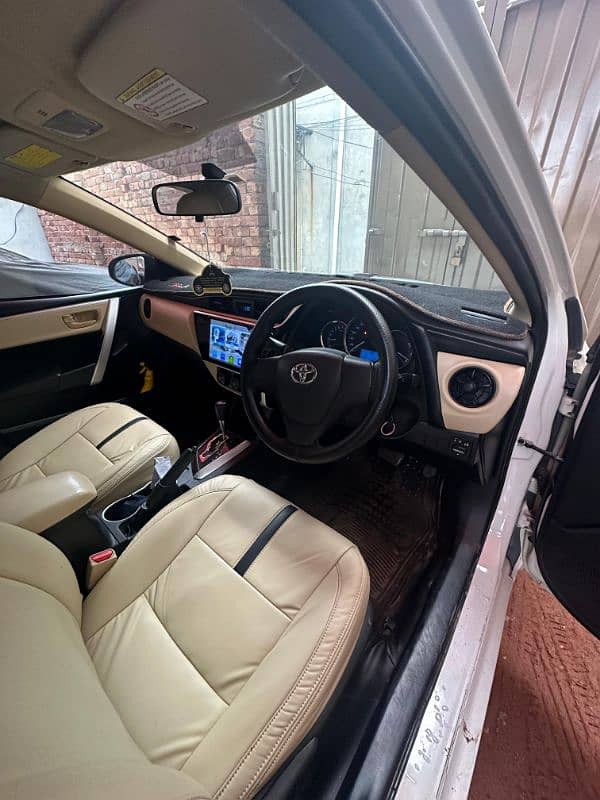 Toyota Corolla GLI 2019 Good Condition 8