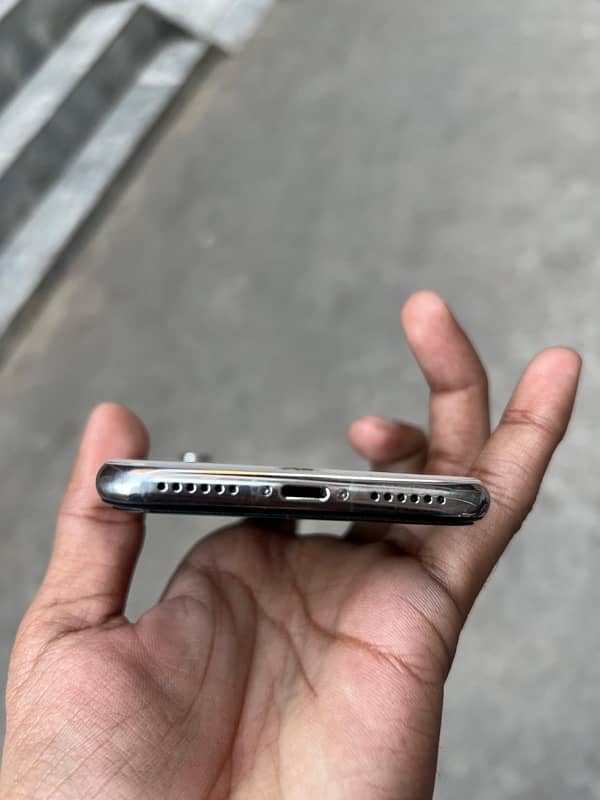 iPhone X nonpta 2