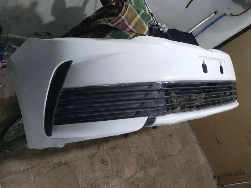 Toyota Corolla Altis 2019 model Bumpers super white 0