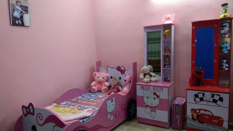 Kids bed for sale 3