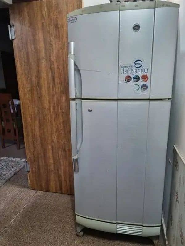 Refrigerator for sale in excellent condition 0