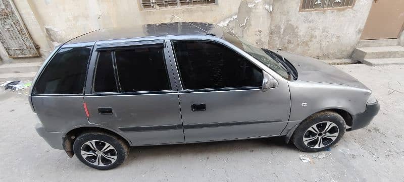 Suzuki Cultus VXR 2011 model good condition family use car 1