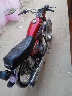 03121197096 . iam selling my 125 . cont us