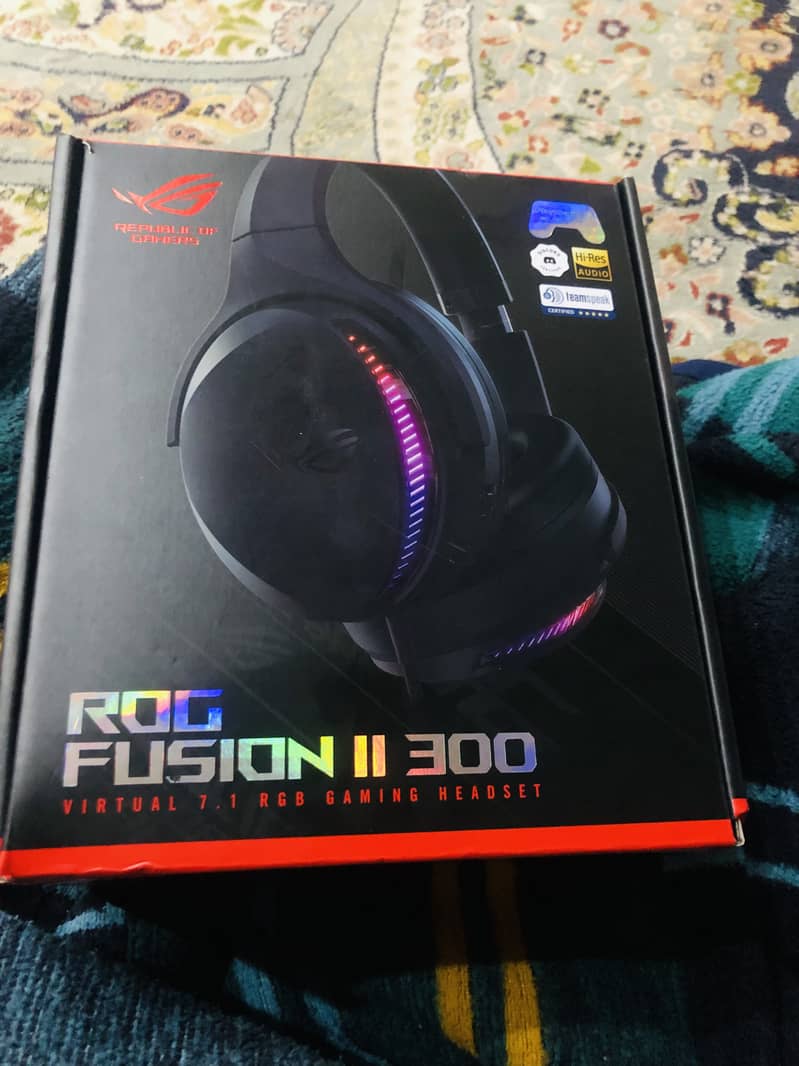 ASUS ROG FUSION II 300 Gaming HeadPhone 4