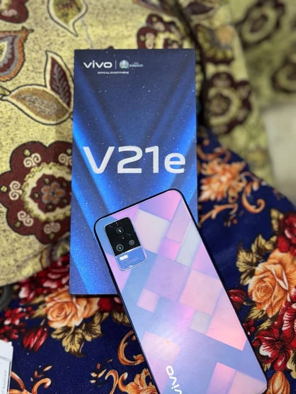 vivo v21e 8+4 …128 2