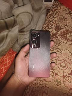 y18 vivo 4/128 for sale 2 month use