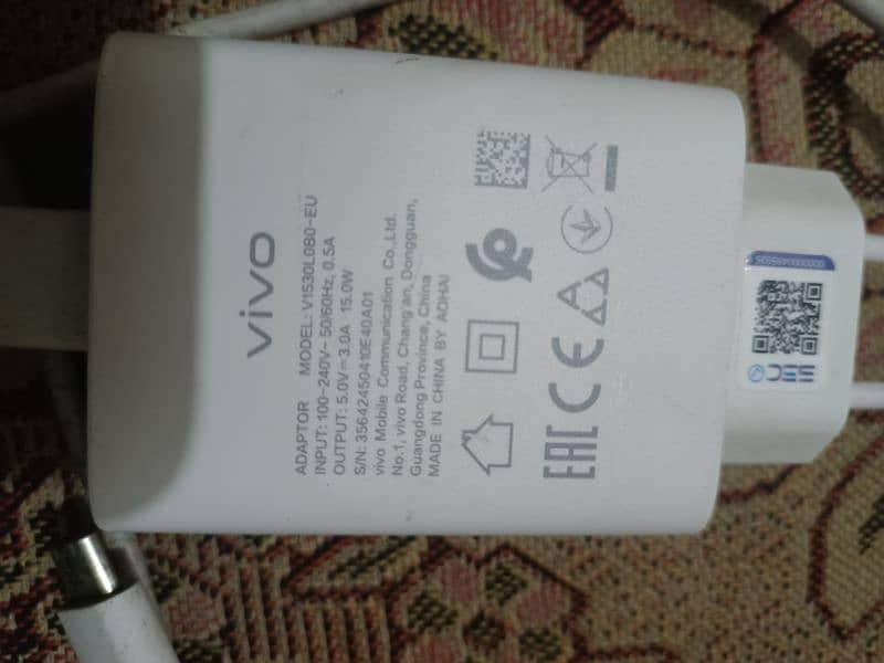 y18 vivo 4/128 for sale 2 month use 2