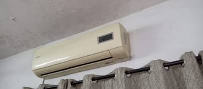 1.5 ton orient split AC Non-Inverter running condition