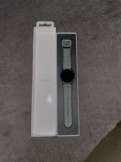 Samsung watch 7 40 mm brand new non active