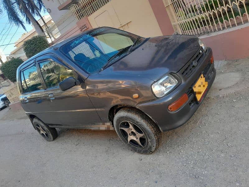 Daihatsu Cuore 2010 3