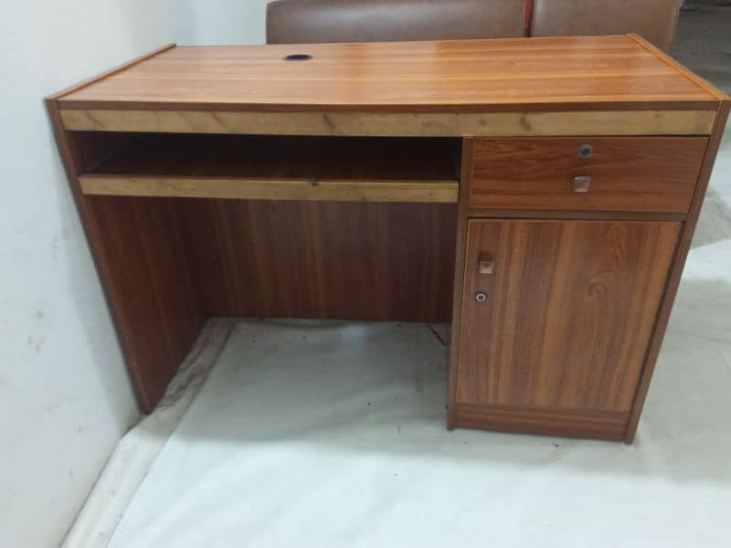 Office Furniture 3