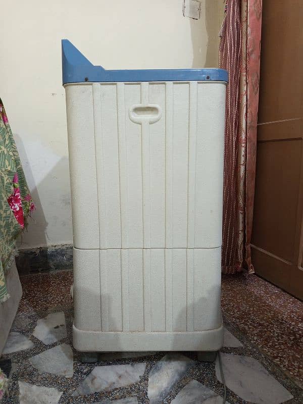 dryer in good condition contact 03208147455 concession b ho Jaye gi 3