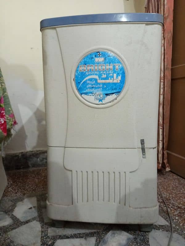 dryer in good condition contact 03208147455 concession b ho Jaye gi 5