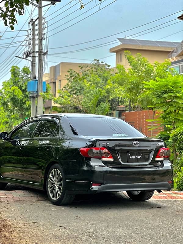 Toyota Corolla Altis 1.8 Automatic 2010 8